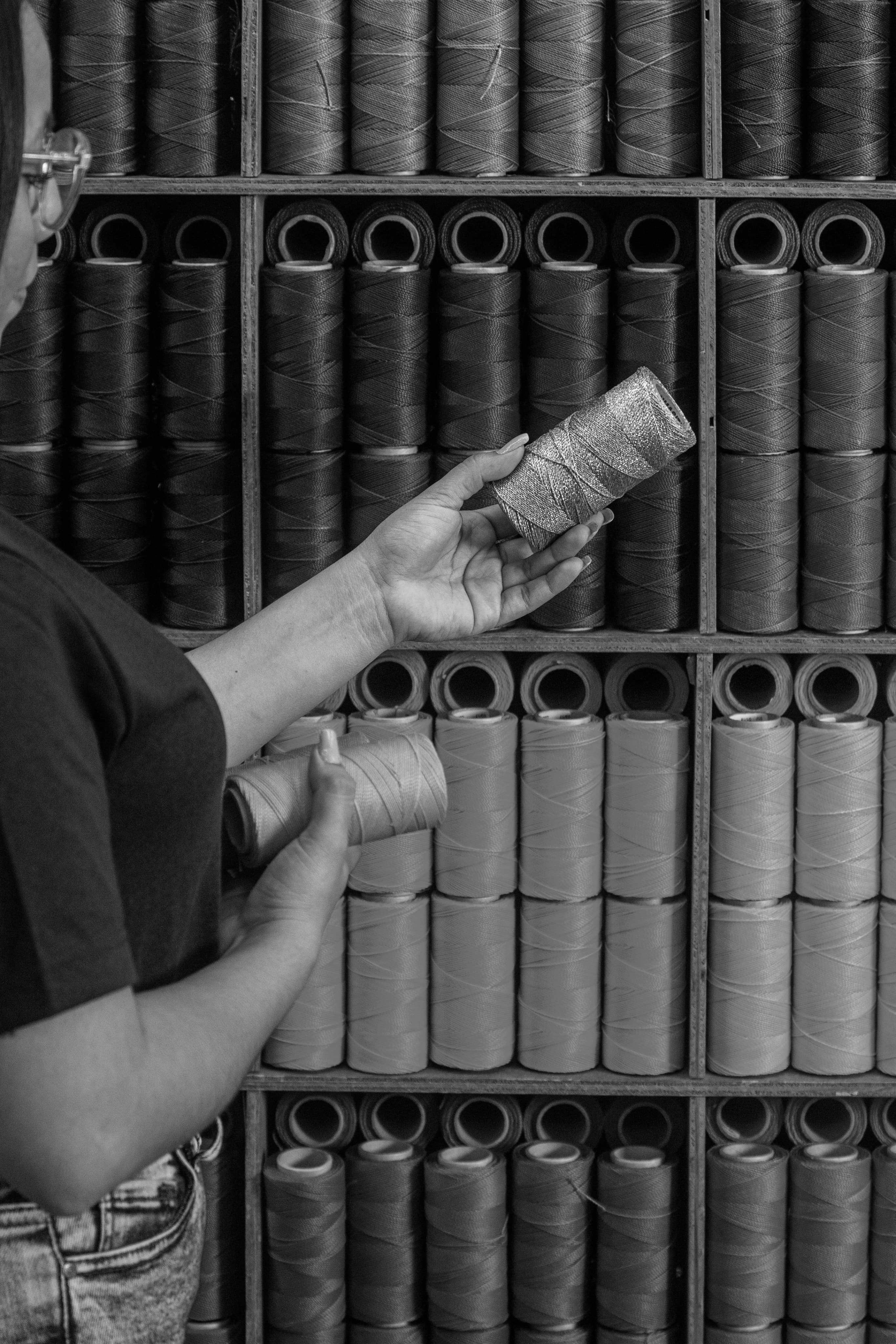 Picking a thread